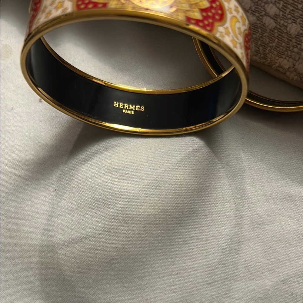 HERMES Red and Gold Women's Bangle